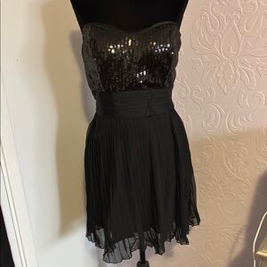 Elegant Black Strapless Dress